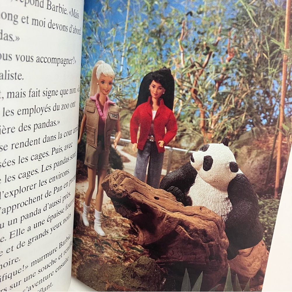 90s Vintage Barbie French Childrens Book Livre français enfant Panda 1999 Mattel - Picture 5 of 11